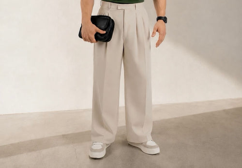 Beige pleated pants
